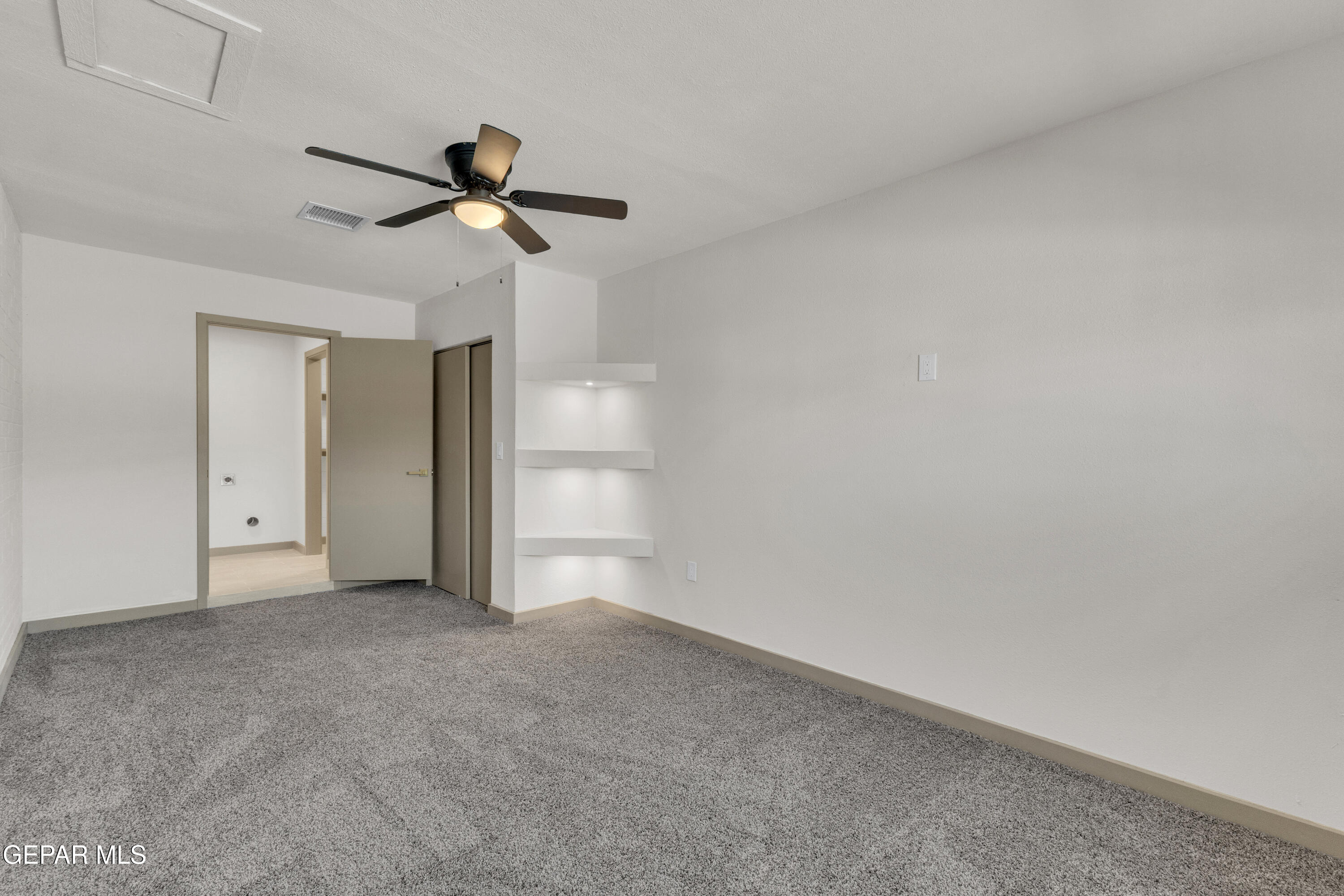 10013 Keystone Lane El Paso, TX 79924 - Photo 23 of 42 4 (6)