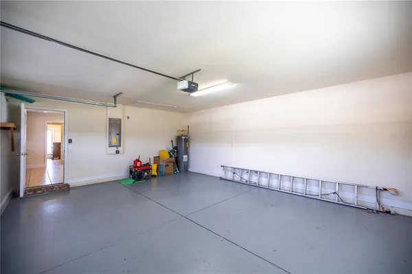 a view of a garage