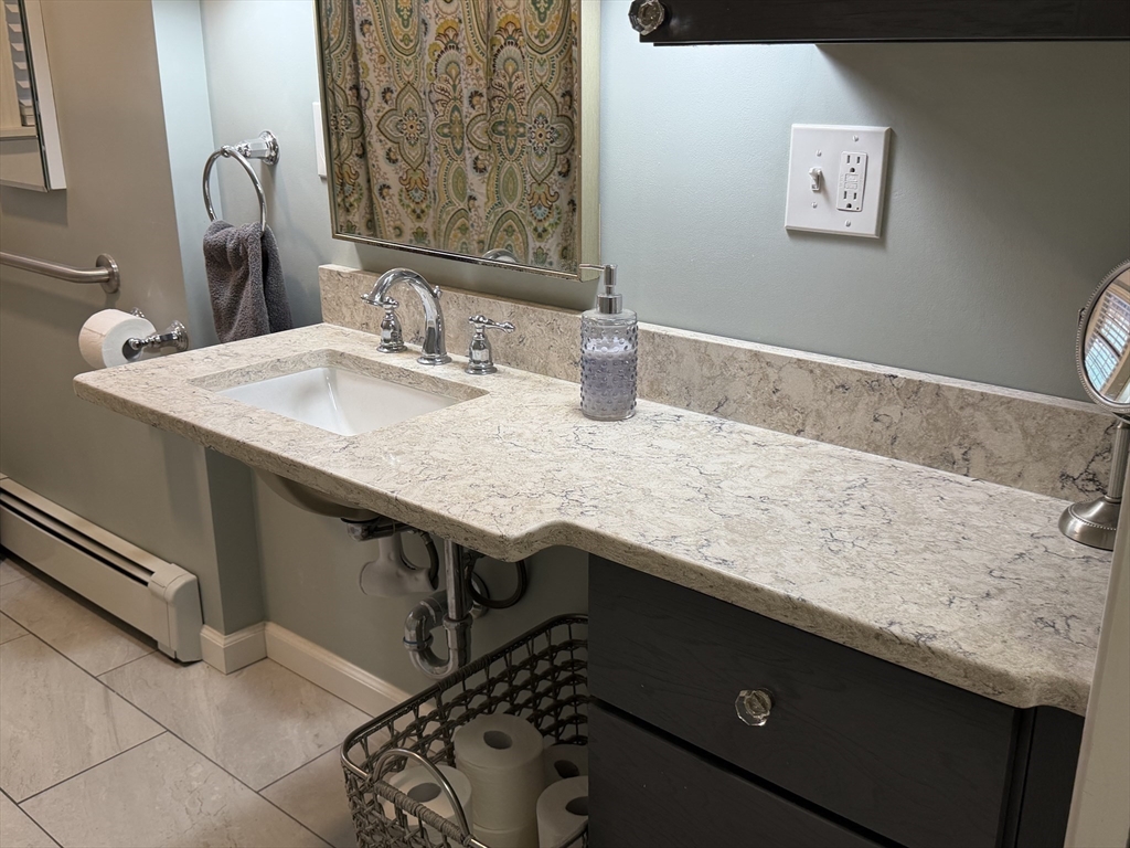 23 Orchard Avenue Saugus, MA 01906 - Photo 14 of 42