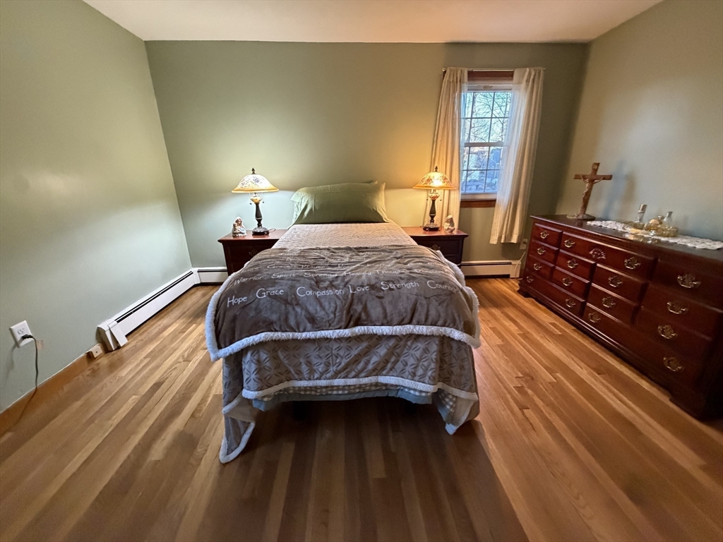 23 Orchard Avenue Saugus, MA 01906 - Photo 18 of 42