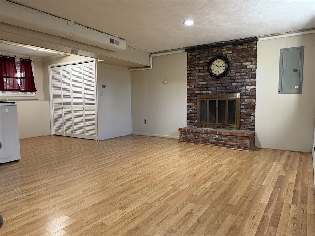 23 Orchard Avenue Saugus, MA 01906 - Photo 32 of 42