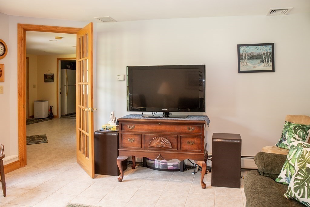 99 Log Plain Road Greenfield, MA 01301 - Photo 28 of 42 Gallery Image 28