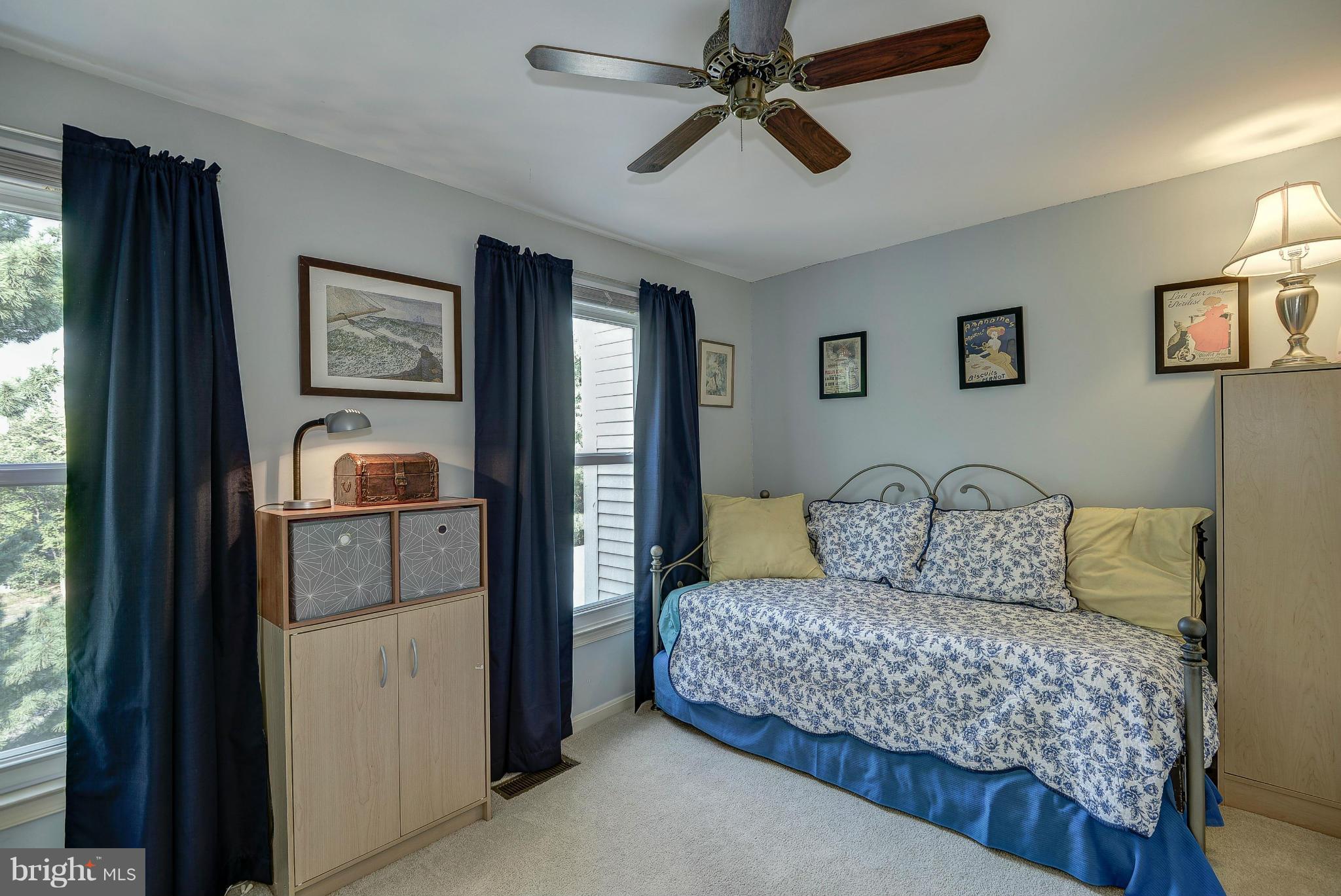 1690 Oaktree Court Reston, VA 20194 - Photo 24 of 30 Bedroom 2