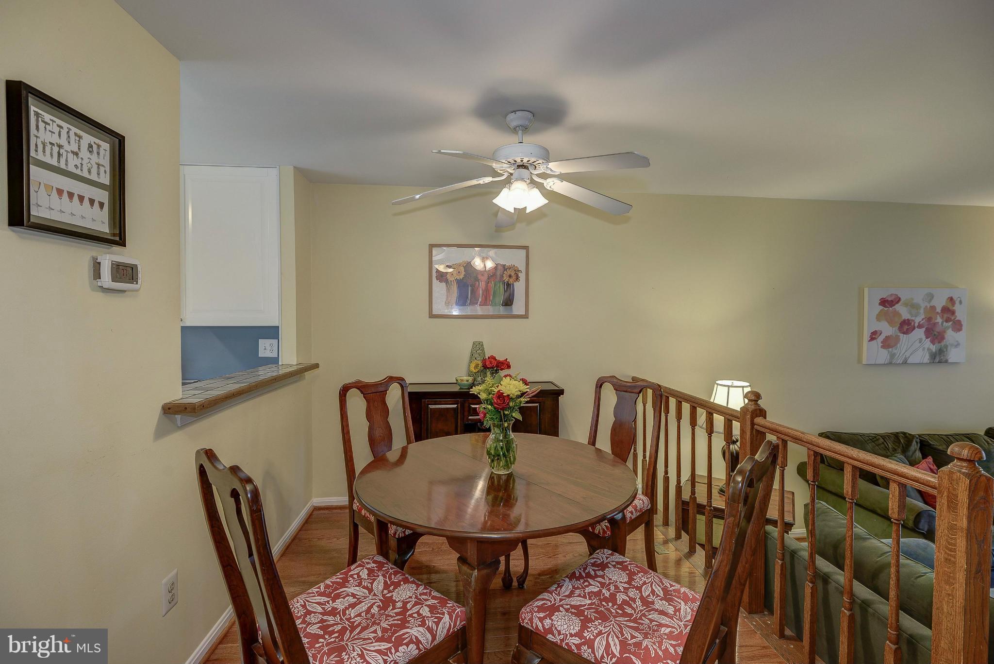 1690 Oaktree Court Reston, VA 20194 - Photo 6 of 30 Dining Room