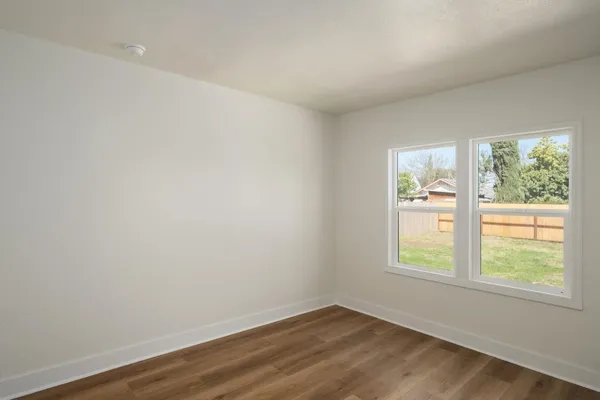 $310,000 | 4237 East Washington Avenue, Fresno, CA 93702