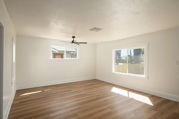 $310,000 | 4237 East Washington Avenue, Fresno, CA 93702