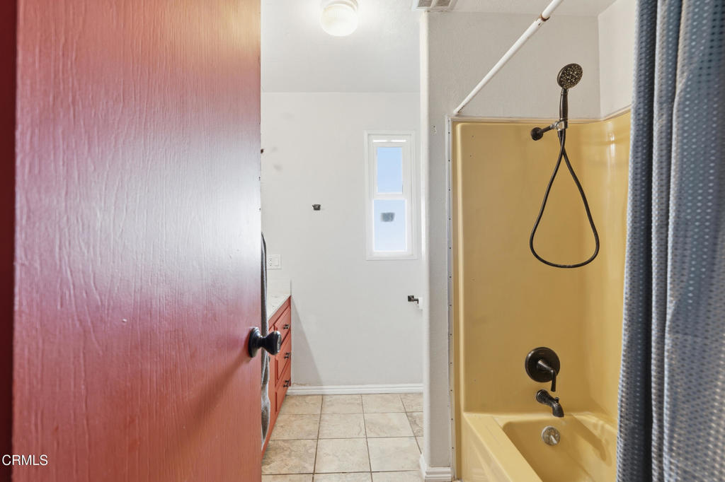 265 Beckwith Road, Unit SPC 41A Santa Paula, CA 93060 - Photo 17 of 25 11_265 beckwith-7