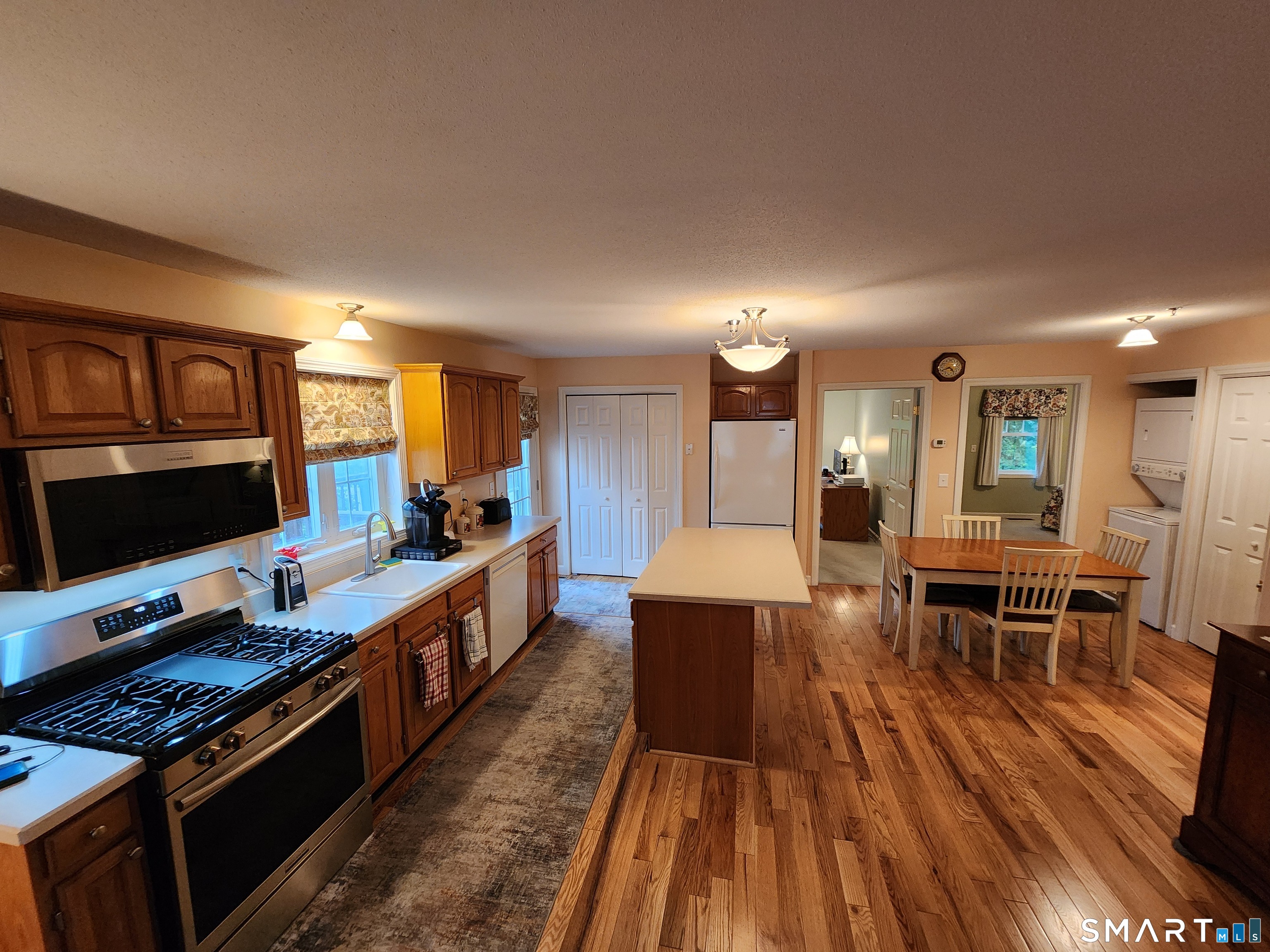 1943 Logans Way Windsor, CT 06095 - Photo 11 of 32