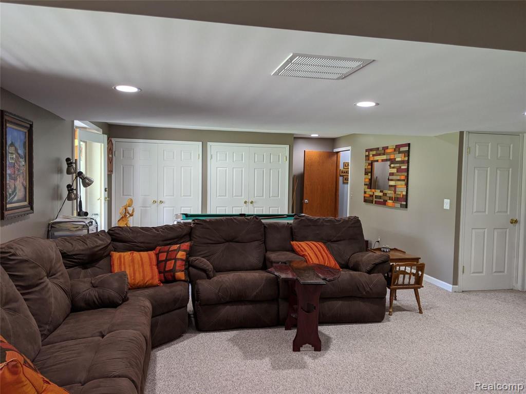 2490 Hadley Road Lapeer, MI 48446 - Photo 46 of 80