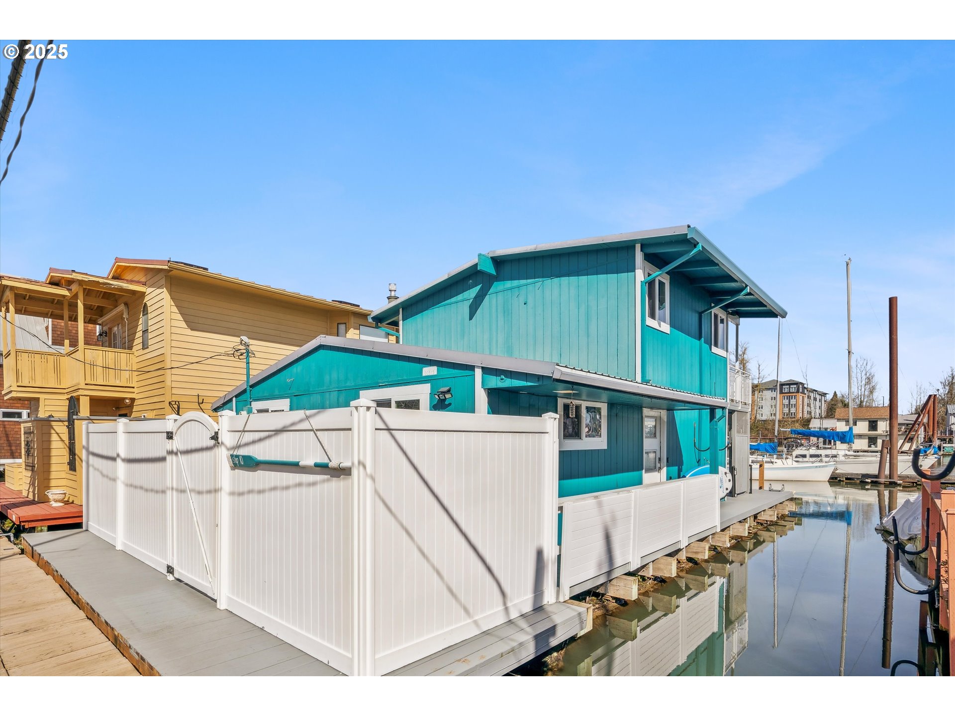 55 Northeast Bridgeton Road, Unit 10 Portland, OR 97211 - Photo 3 of 28 Gallery Image 3