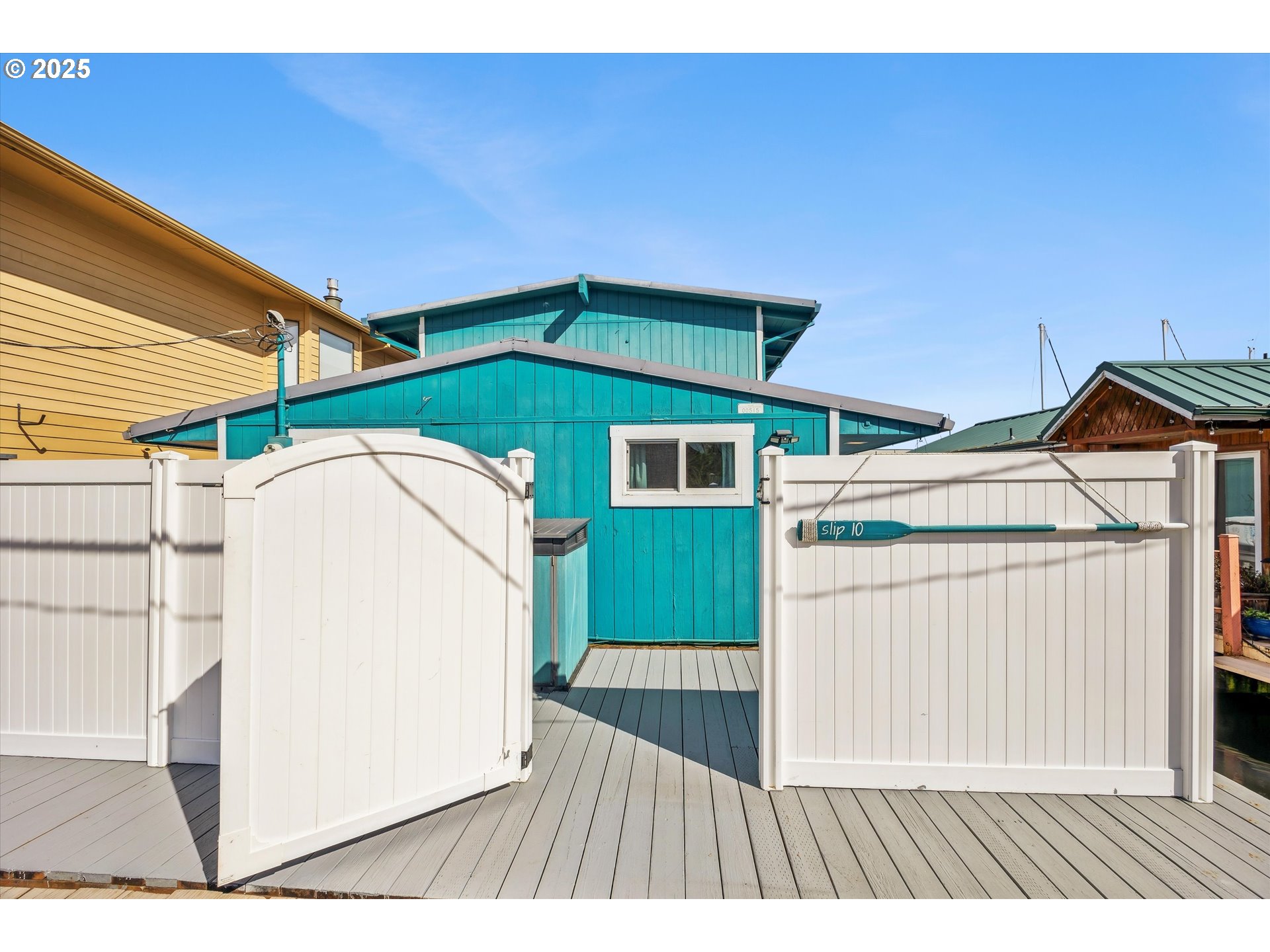 55 Northeast Bridgeton Road, Unit 10 Portland, OR 97211 - Photo 4 of 28 Gallery Image 4