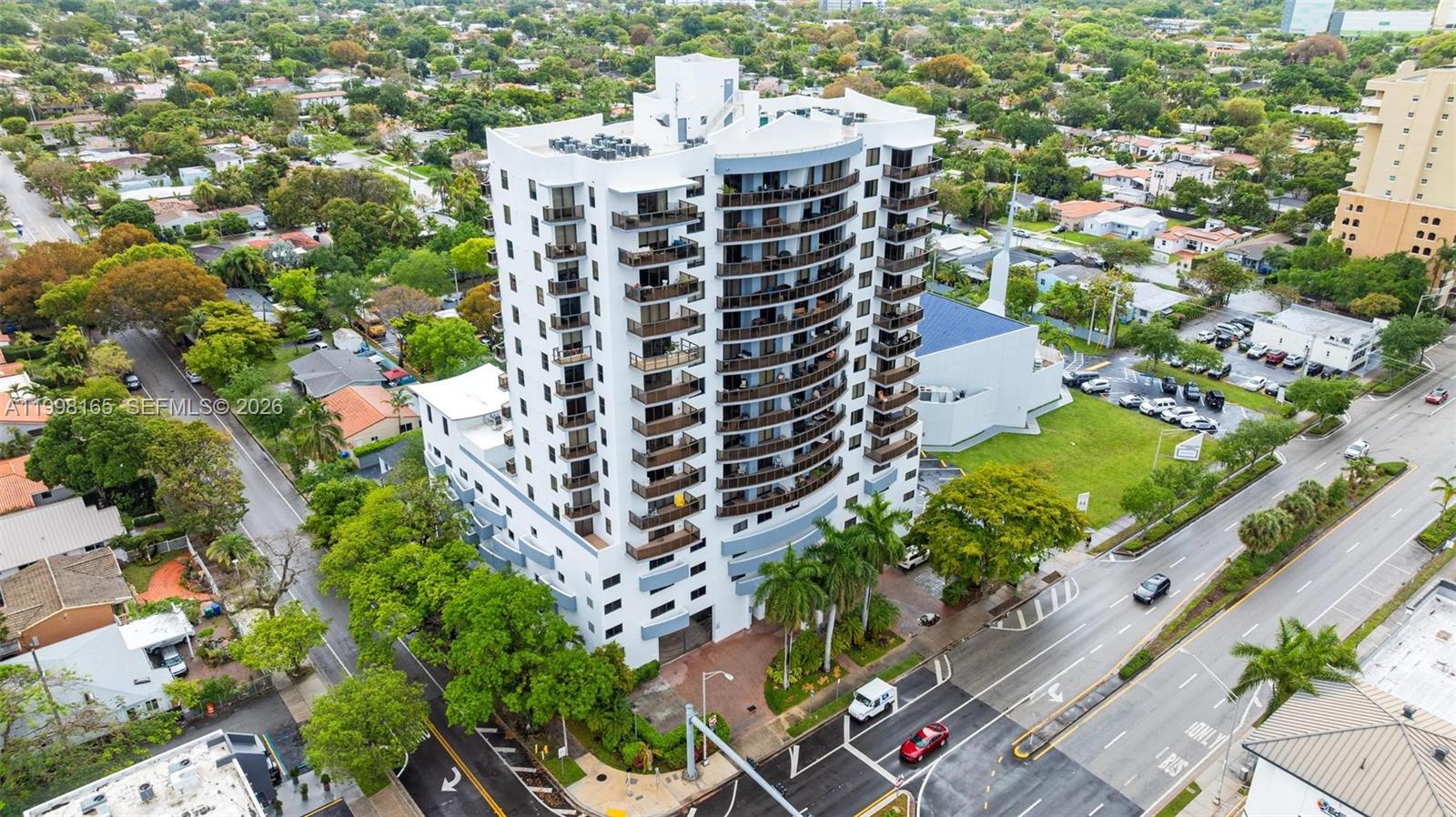 2301 Southwest 27th Avenue, Unit 906 Miami, FL 33145 - Photo 34 of 38