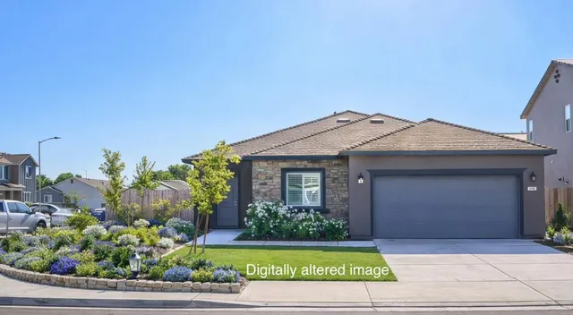 $499,000 | 969 South Kandarian Court, Fowler, CA 93625