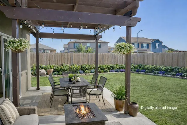 $499,000 | 969 South Kandarian Court, Fowler, CA 93625