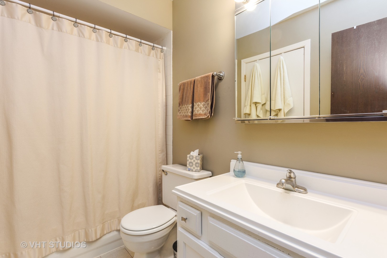 1386 Inverrary Lane, Unit 5D Palatine, IL 60074 - Photo 7 of 9