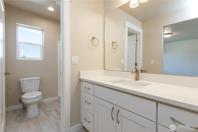 $712,000 | 921 West Ted Yao Way, Moses Lake, WA 98837