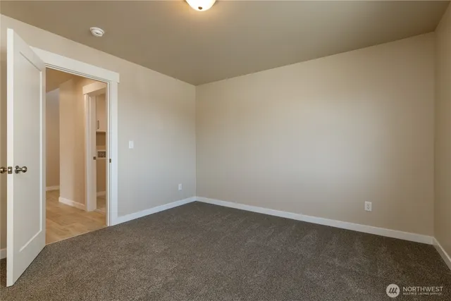 $712,000 | 921 West Ted Yao Way, Moses Lake, WA 98837