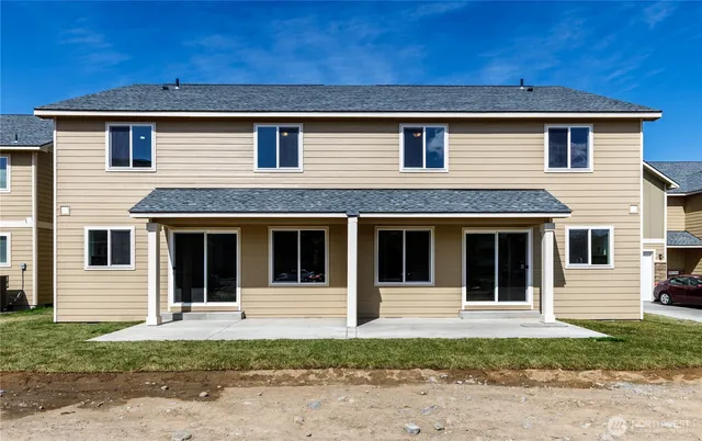 $712,000 | 921 West Ted Yao Way, Moses Lake, WA 98837