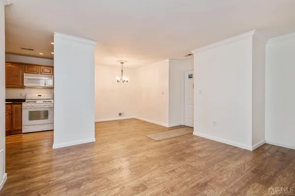 $2,350 | 101 Quince Court, Lawrence Township, NJ 08648