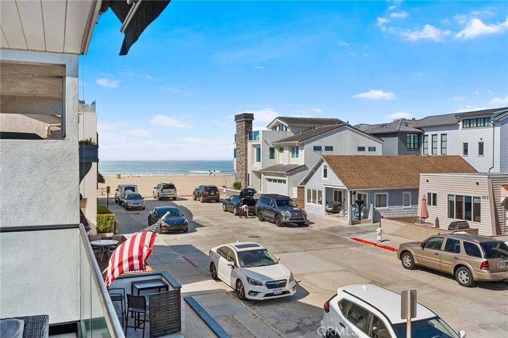 110 30th Street Newport Beach, CA 92663 - Photo 1 of 56