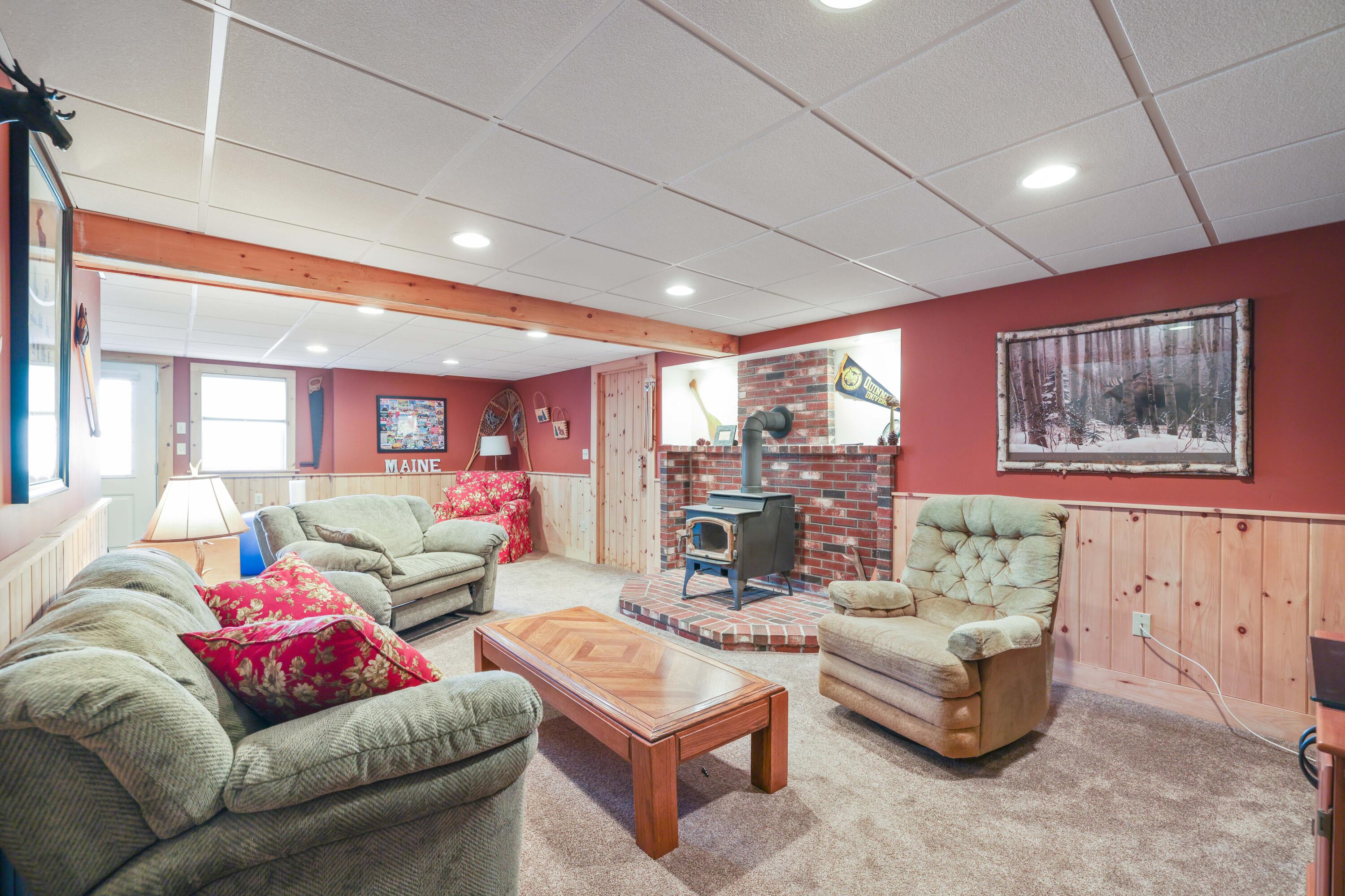 125 Webber Hill Road Kennebunk, ME 04043 - Photo 26 of 38 Basement Family Room, View 2