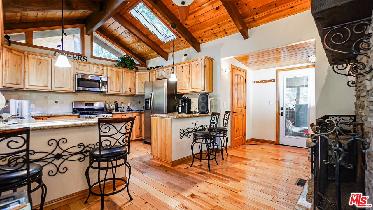 27720 Saunders Meadow Road Idyllwild, CA 92549 - Photo 7 of 47 Gallery Image 7