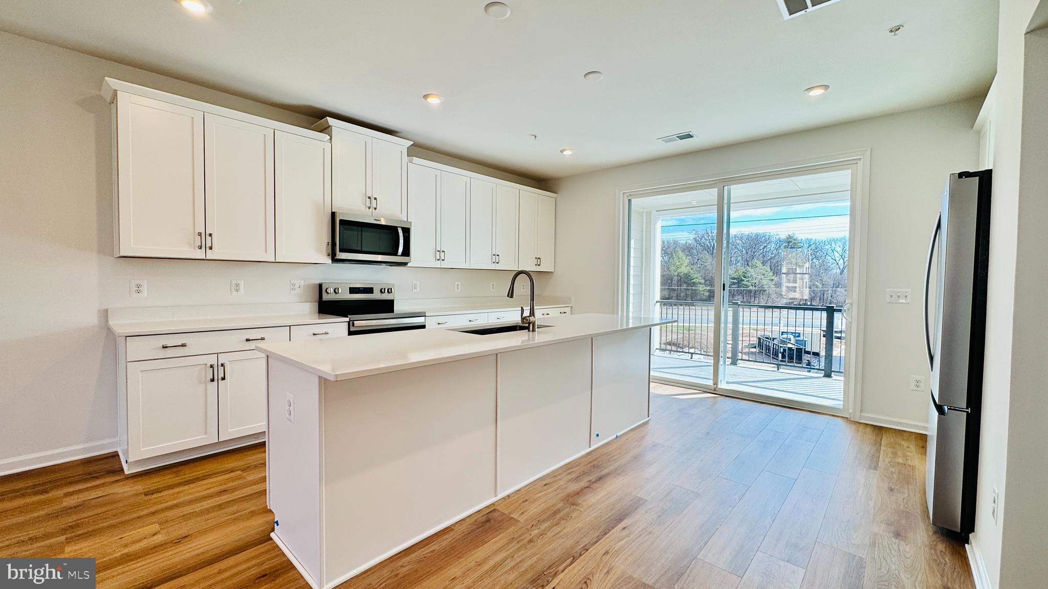 2623 River Birch Road Herndon, VA 20171 - Photo 4 of 12 Kitchen
