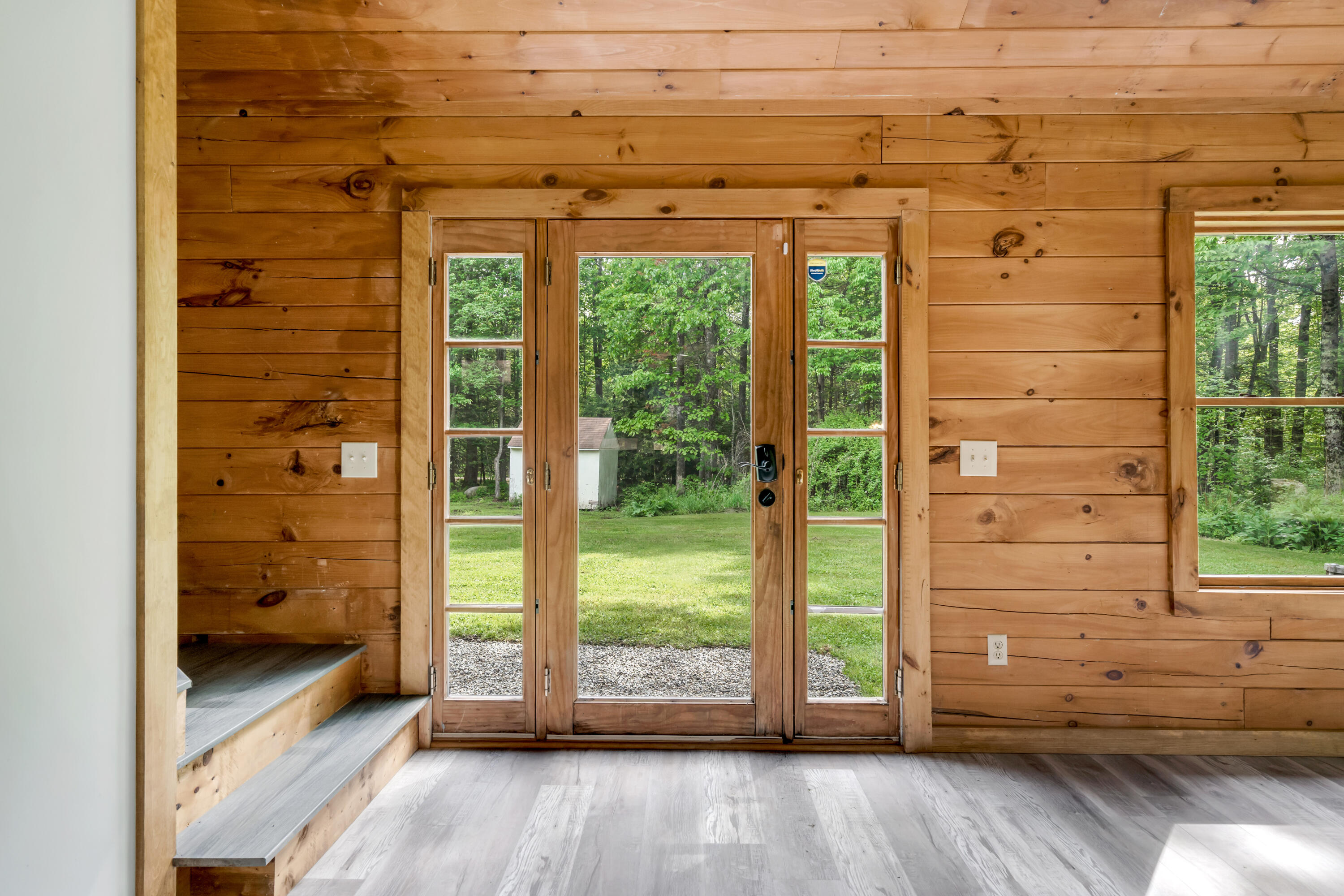 41 Sandy Point Road Vassalboro, ME 04989 - Photo 10 of 59 DSC03264