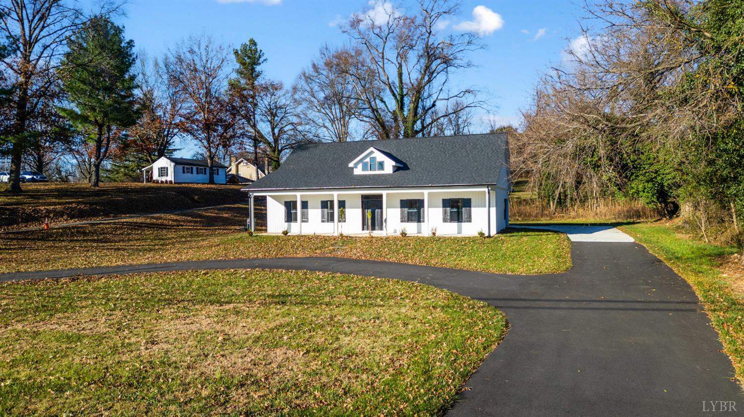 520 Raflo Place Avenue Bedford, VA 24523 - Photo 2 of 51