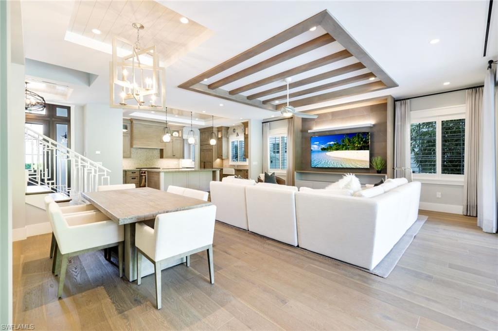 91 14th Street South Naples, FL 34102 - Photo 12 of 31