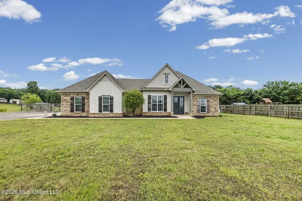 $372,000 | 750 Moore Loop, Byhalia, MS 38611
