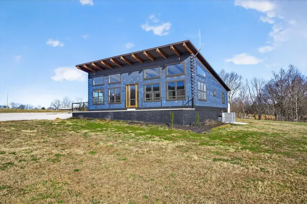 $459,000 | 1405 Cane Creek-Cummingsville Road, Sparta, TN 38583