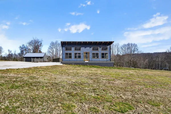 $459,000 | 1405 Cane Creek-Cummingsville Road, Sparta, TN 38583