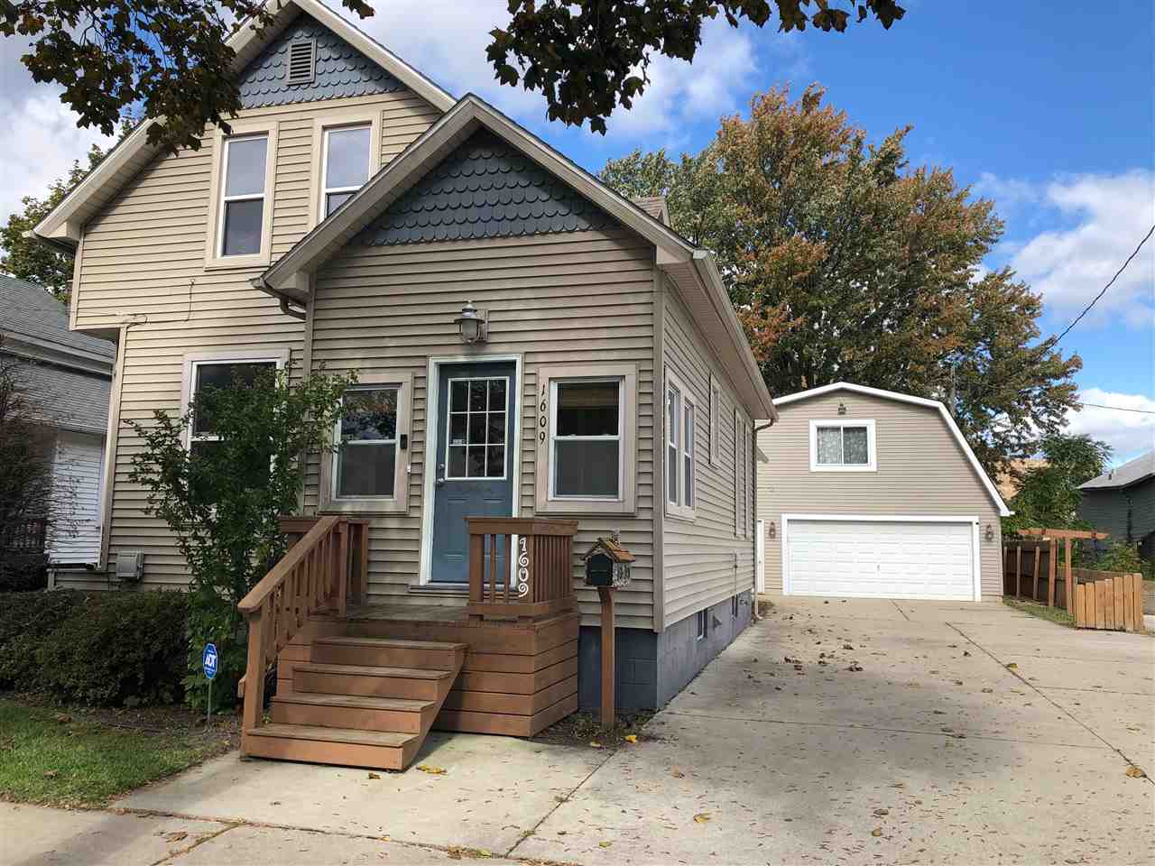 1609 3rd Street Bay City, MI 48708 - Photo 1 of 14 Gallery Image 1
