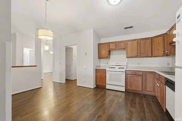 $189,900 | 3903 Cobblestone Cove, New Haven, IN 46774