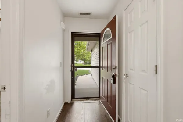 $189,900 | 3903 Cobblestone Cove, New Haven, IN 46774