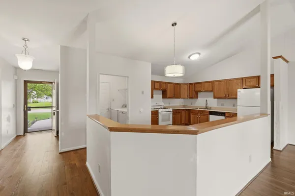 $189,900 | 3903 Cobblestone Cove, New Haven, IN 46774