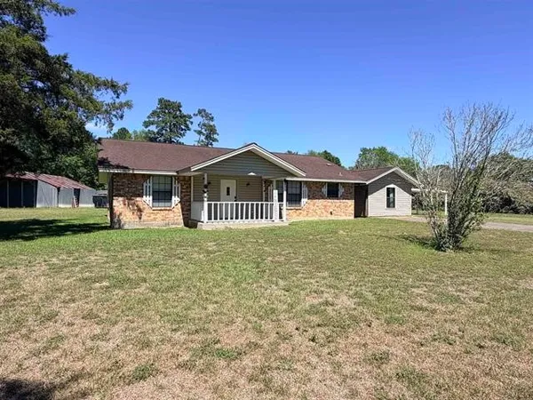 $299,000 | 8957 Tejas Lane, Silsbee, TX 77656