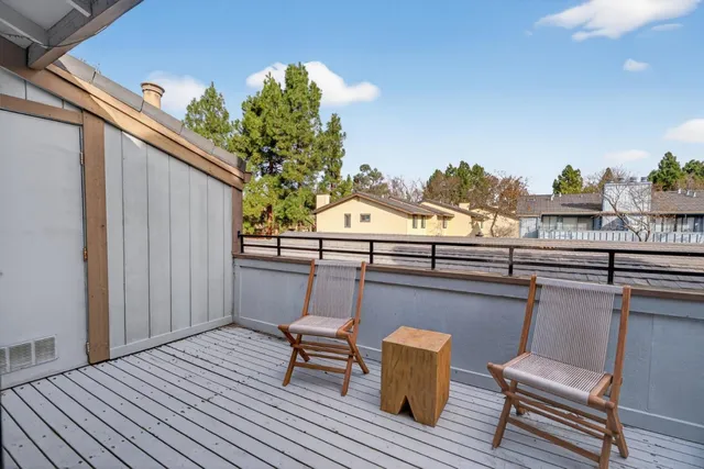 $399,000 | 6318 Joaquin Murieta Avenue, Unit B, Newark, CA 94560