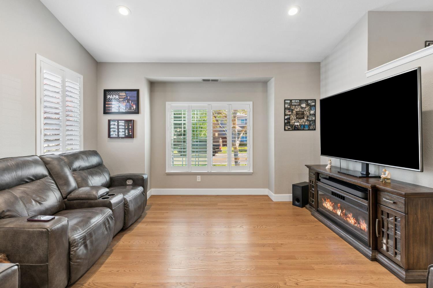 2890 Aquamarine Circle Rescue, CA 95672 - Photo 11 of 54