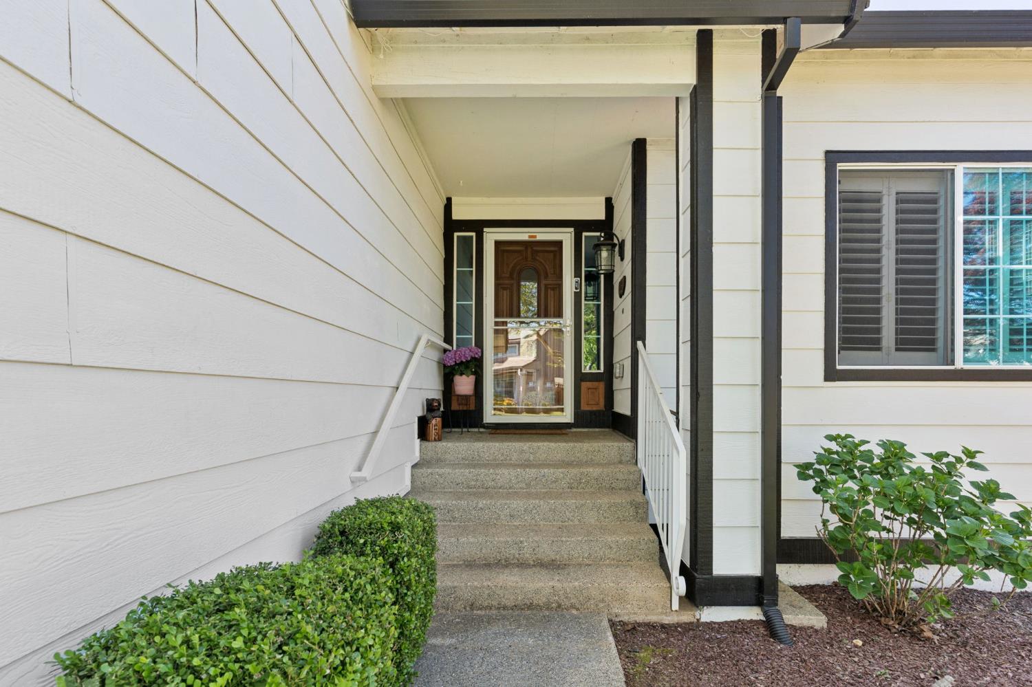 2890 Aquamarine Circle Rescue, CA 95672 - Photo 7 of 54