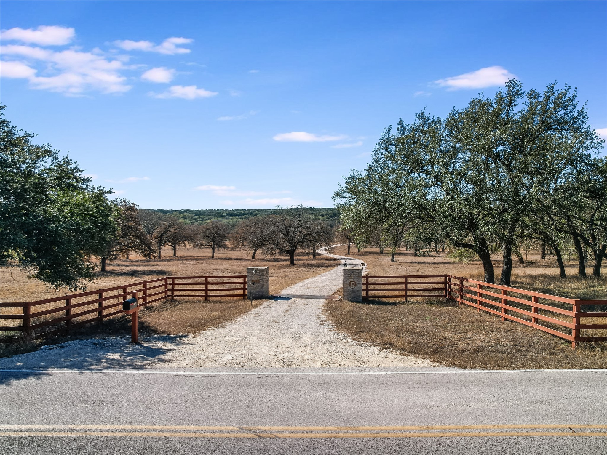 25909 Hamilton Pool Road Round Mountain, TX 78663 - Photo 25 of 34 Gallery Image 25