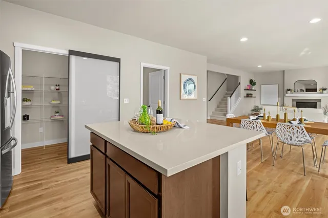 $1,000,000 | 12113 23rd Drive Southeast, Everett, WA 98208