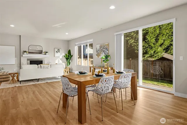 $1,000,000 | 12113 23rd Drive Southeast, Everett, WA 98208