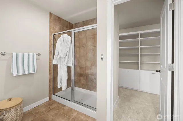 $1,000,000 | 12113 23rd Drive Southeast, Everett, WA 98208