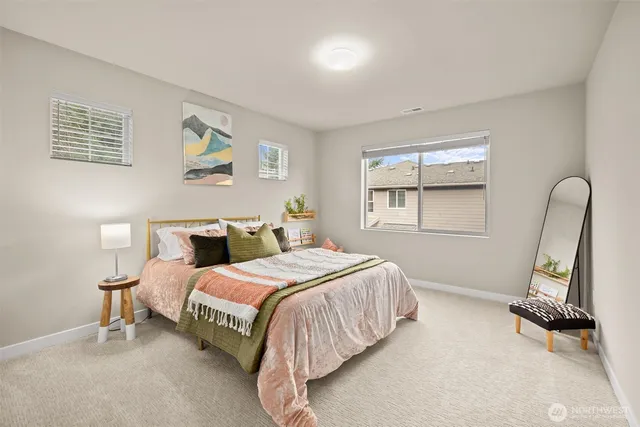 $1,000,000 | 12113 23rd Drive Southeast, Everett, WA 98208