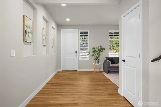 $1,000,000 | 12113 23rd Drive Southeast, Everett, WA 98208