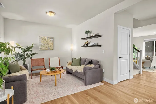 $1,000,000 | 12113 23rd Drive Southeast, Everett, WA 98208