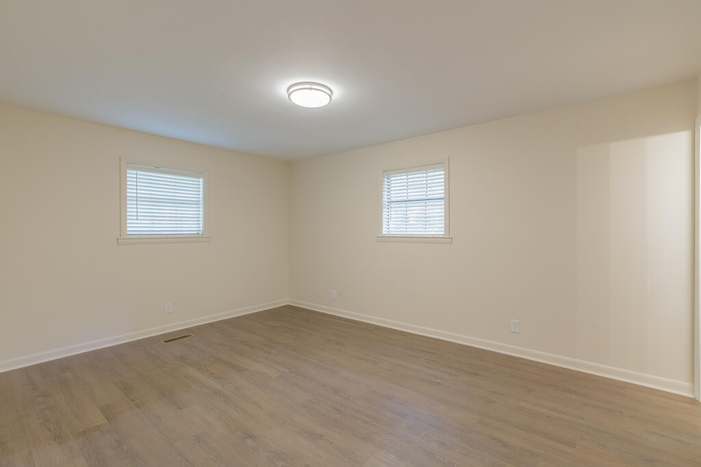 1068 Beaverdale Road Northeast Dalton, GA 30721 - Photo 12 of 28 Gallery Image 12
