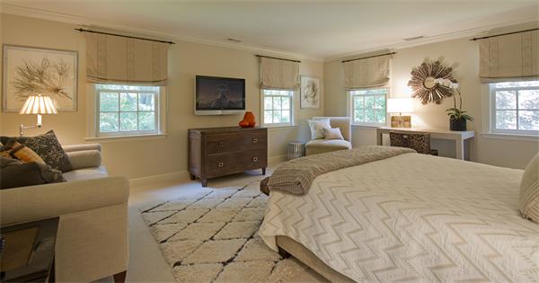 90 Suffolk Road Newton, MA 02467 - Photo 8 of 12